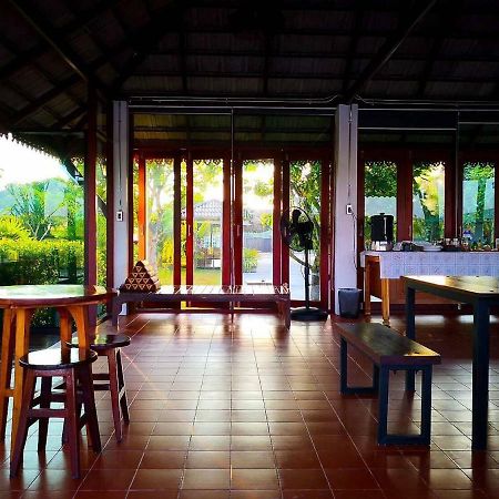Khum Nakhon Hotel ナコーンシータンマラート エクステリア 写真